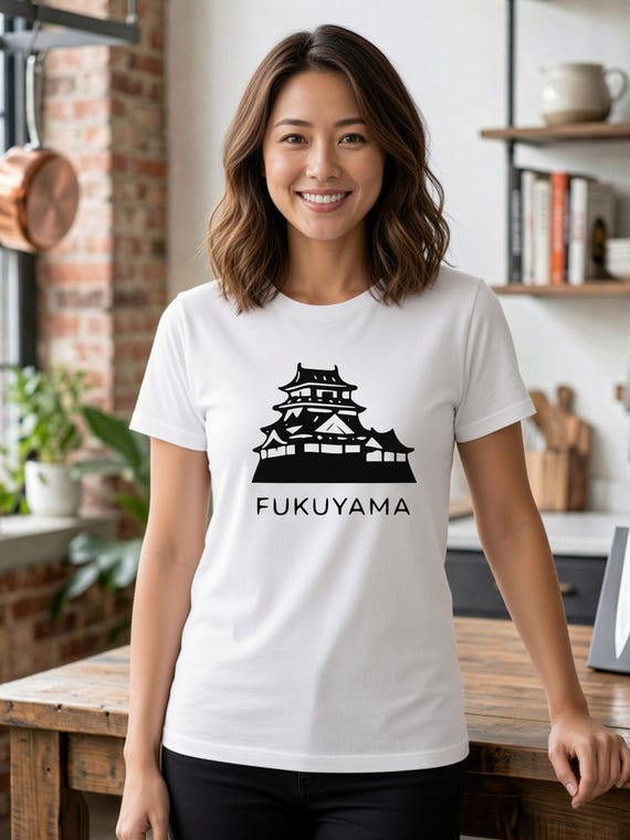 Fukuyama Castle Japanese line-art T-shirt.
